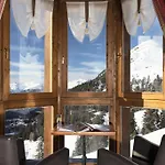 Les Balcons De Belle Plagne Apartmanhotel 4*