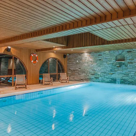 Les Balcons De Belle Plagne Aparthotel La Plagne
