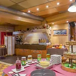 Les Balcons De Belle Plagne Apartmanhotel 4*
