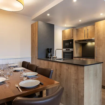 Les Balcons De Aparthotel